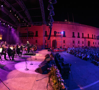 Tenors Alan Sciberras and Cliff Zammit Stevens perform opera at St George’s Square during Opera in the Capital.